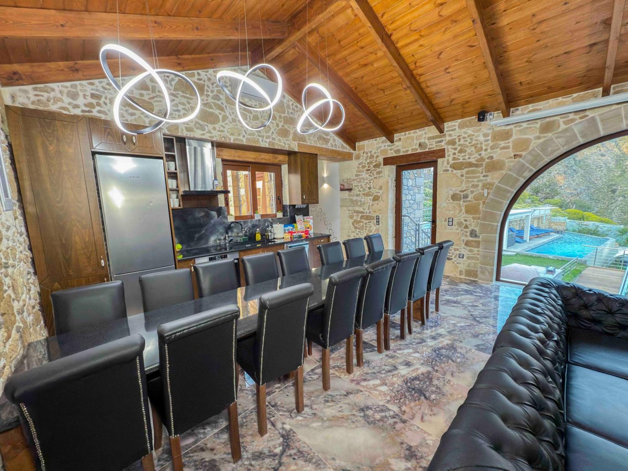 Heated Private Ozone Salt Pool, Jacuzzi, Cinema Inside & Outside, Ping Pong, Billiard, Ps5, Playground, Giant Chess, Giant Monopoly, Table Football, 3X Surround Sound - Villa Rokka Luxe Киссамос Экстерьер фото